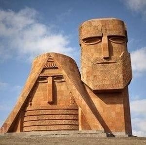 Meet your Posher, Nazig